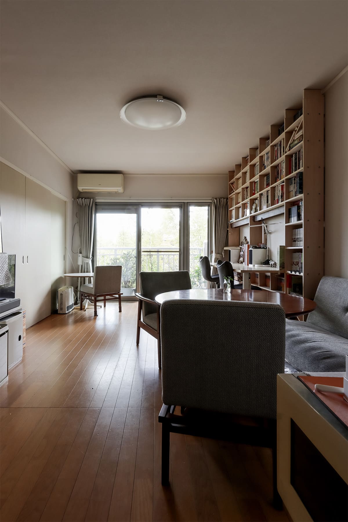 リビング学習のための学習スペース - Shelf カウンター付き本棚 - マルゲリータお客様事例