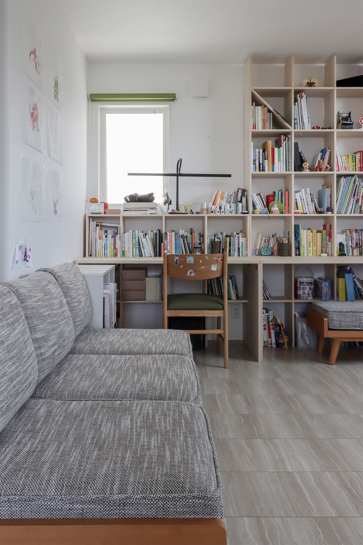 図書館みたいな部屋の実例 8選 本や本棚に囲まれる暮らしの事例を紹介