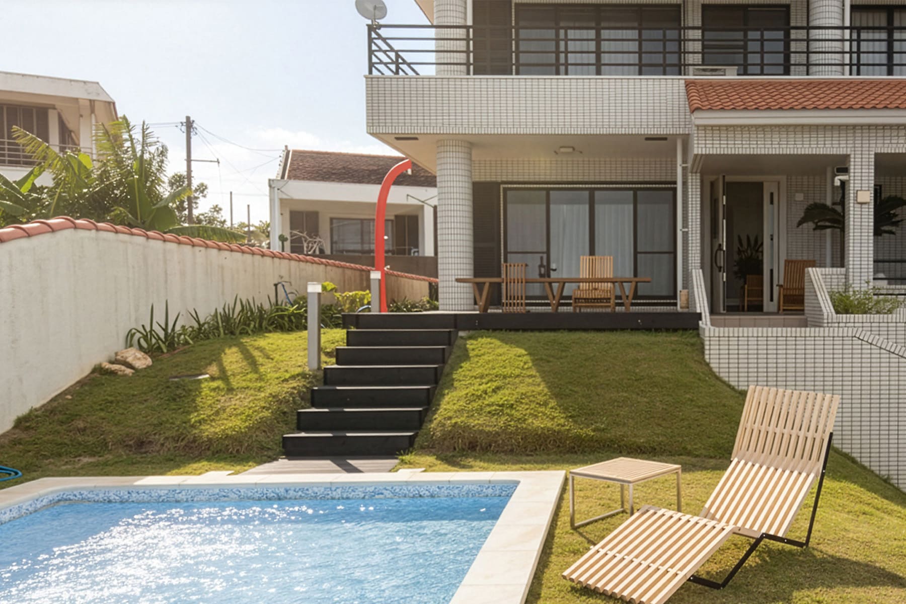 石垣島の民泊プールサイドに - EXA アウトドアファニチャー - マルゲリータお客様事例