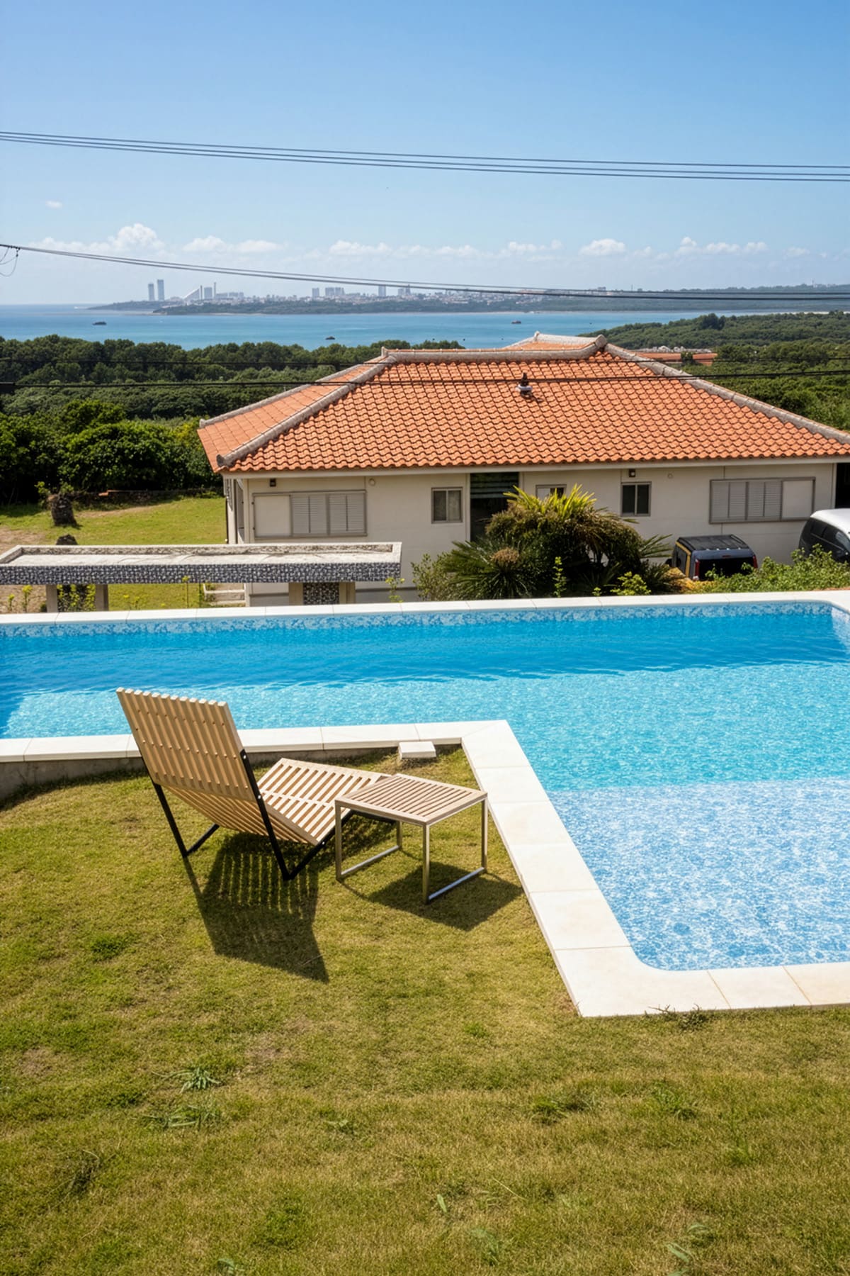 石垣島の民泊プールサイドに - EXA アウトドアファニチャー - マルゲリータお客様事例