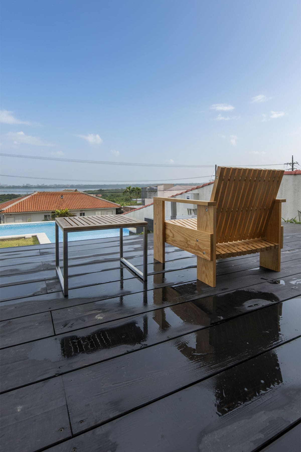 石垣島の民泊プールサイドに - EXA アウトドアファニチャー - マルゲリータお客様事例