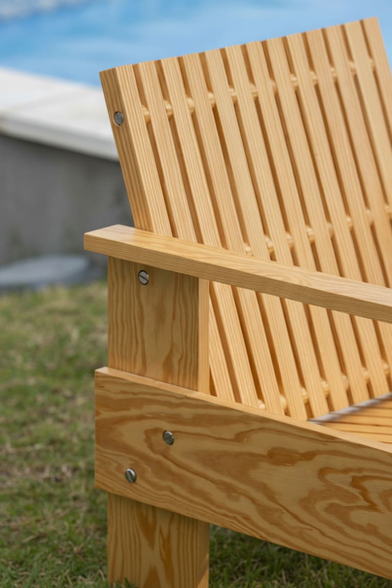 石垣島の民泊プールサイドに - EXA アウトドアファニチャー - マルゲリータお客様事例