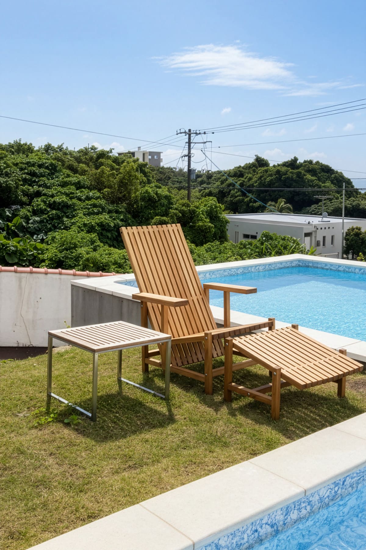 石垣島の民泊プールサイドに - EXA アウトドアファニチャー - マルゲリータお客様事例