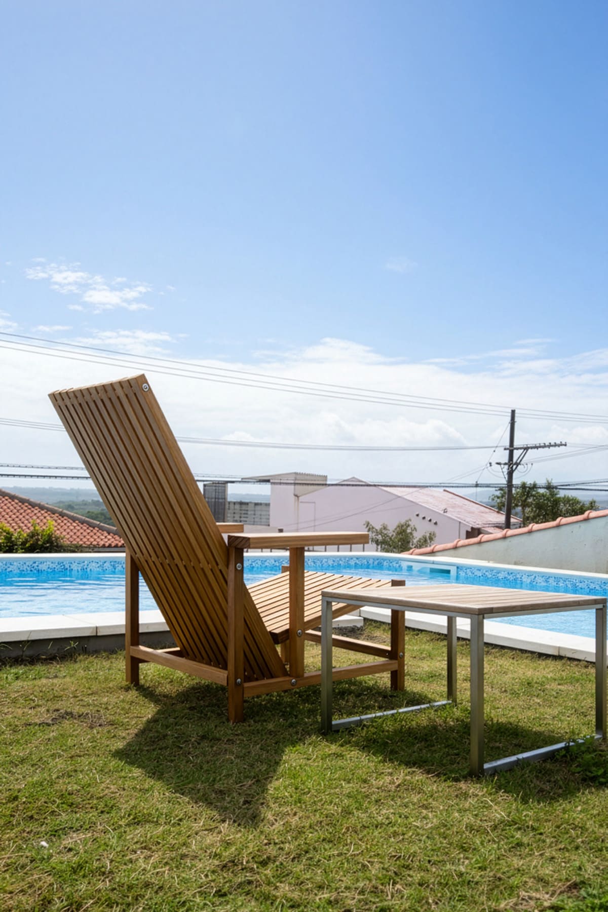 石垣島の民泊プールサイドに - EXA アウトドアファニチャー - マルゲリータお客様事例