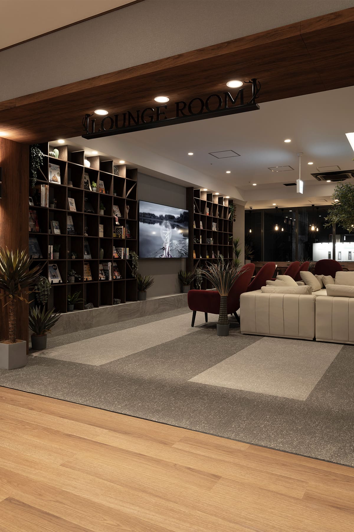 かのほてる＆CABIN 千葉蘇我 - Shelf 壁一面の本棚 奥行250mm - マルゲリータお客様事例