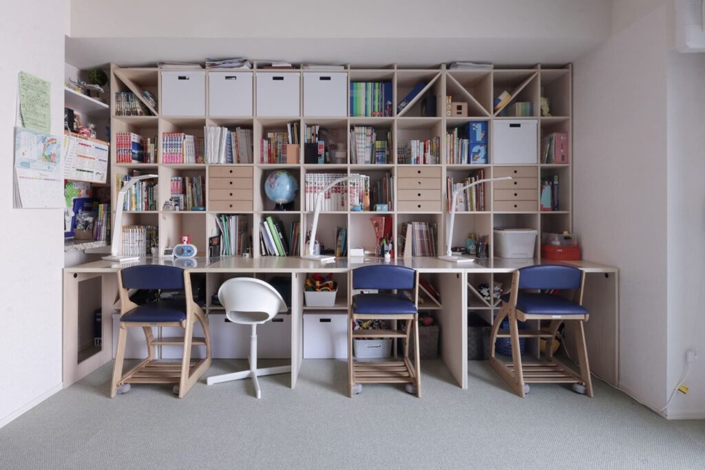 子ども部屋の収納アイデア　小中学生が長く使えるおすすめ収納法