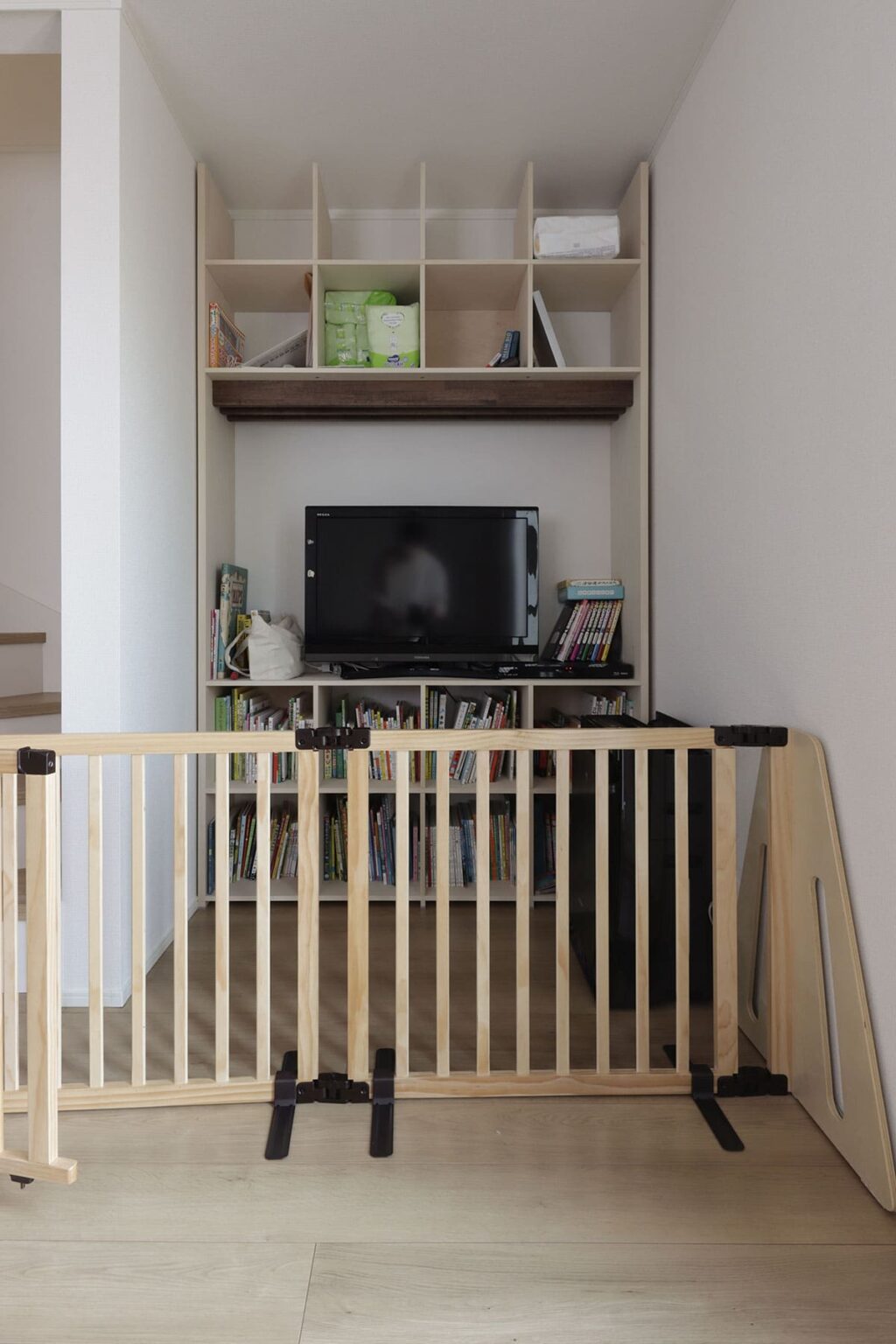 書斎リフォームの費用やレイアウト実例　収納本棚やミニ書斎の作り方もご紹介