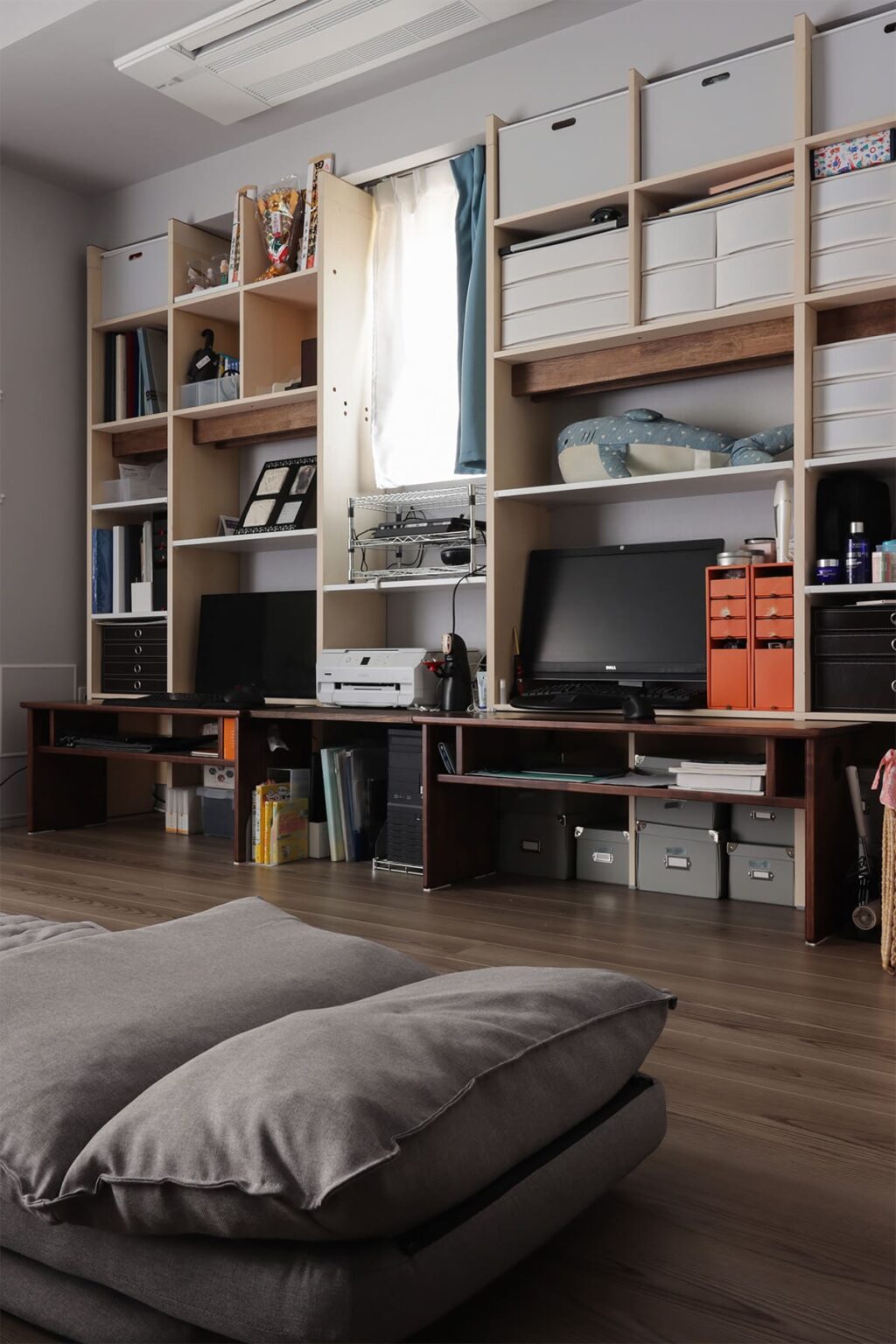 リビングに置くおしゃれな机　勉強・子供用・収納付きのおすすめデスクをご紹介