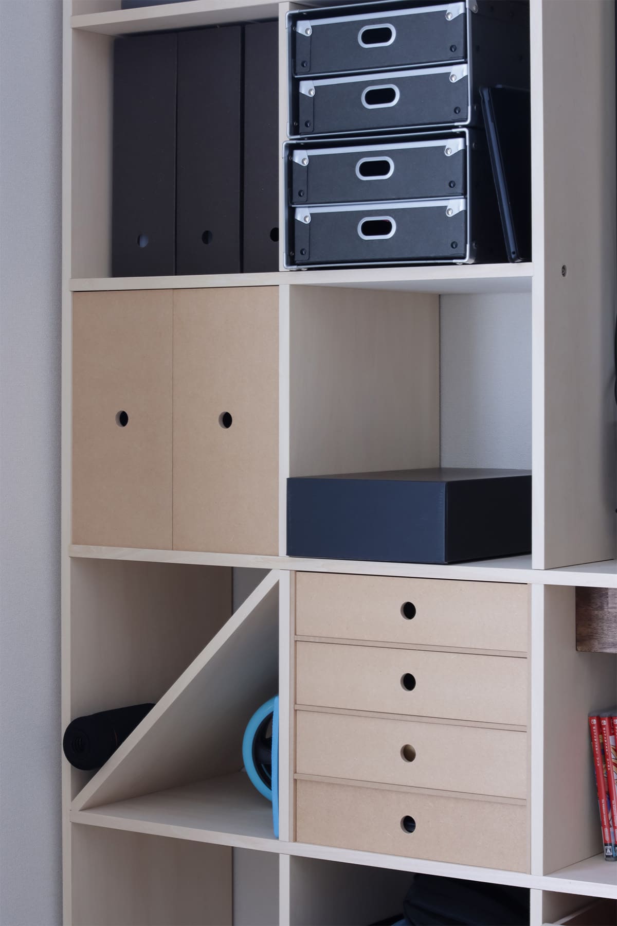 リビングボードとして - Shelf 壁一面の本棚 奥行350mm - マルゲリータお客様事例