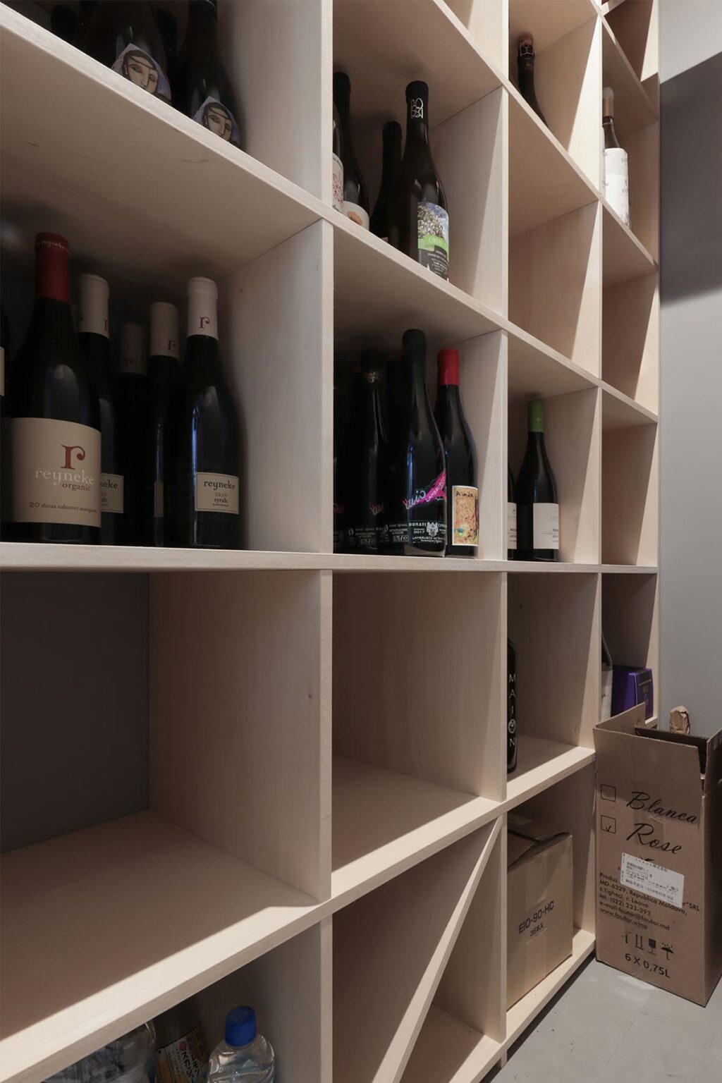 お酒を飾るおしゃれな棚のおすすめ商品をご紹介