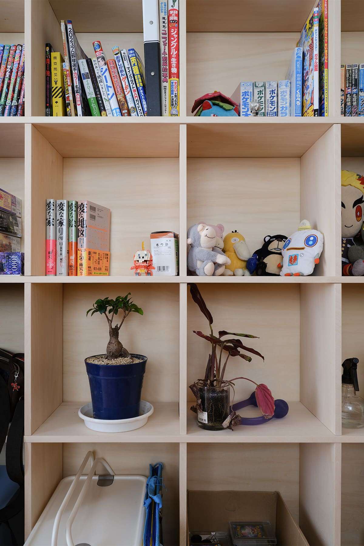 子供部屋の間仕切り本棚 - Shelf 壁一面の本棚 奥行250mm - マルゲリータお客様事例