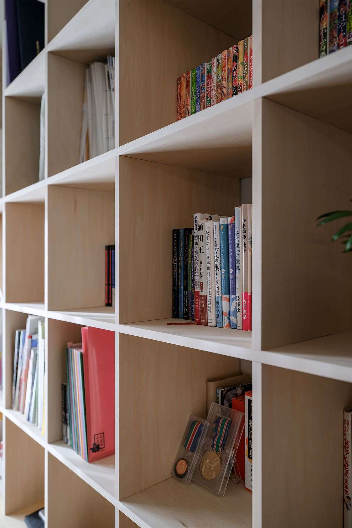 二人のお子さんの学習スペース - Shelf カウンター付き本棚 - マルゲリータお客様事例