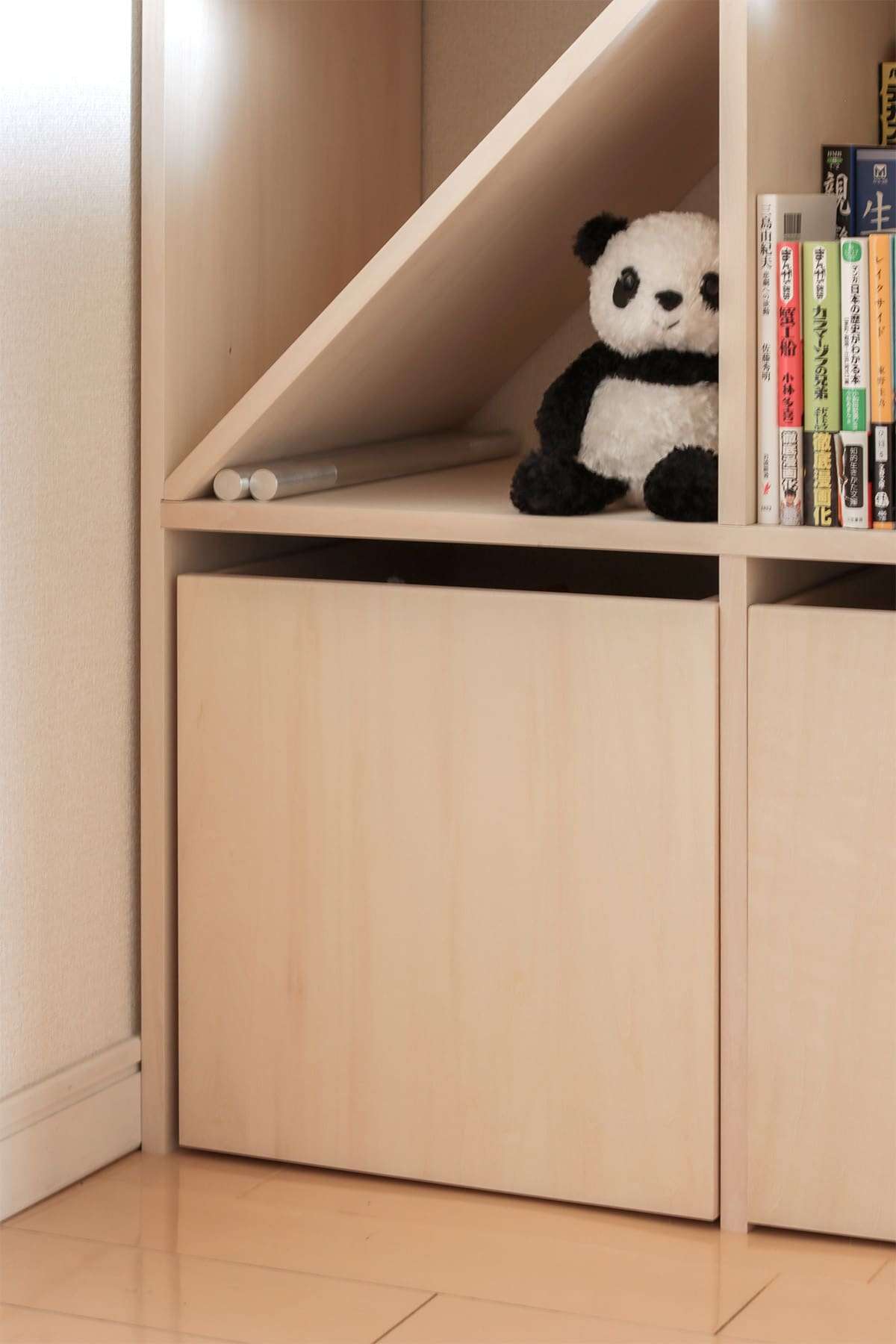 親子で使うワークスペース - Shelf カウンター付き本棚 / 壁一面の本棚 奥行350mm - マルゲリータお客様事例