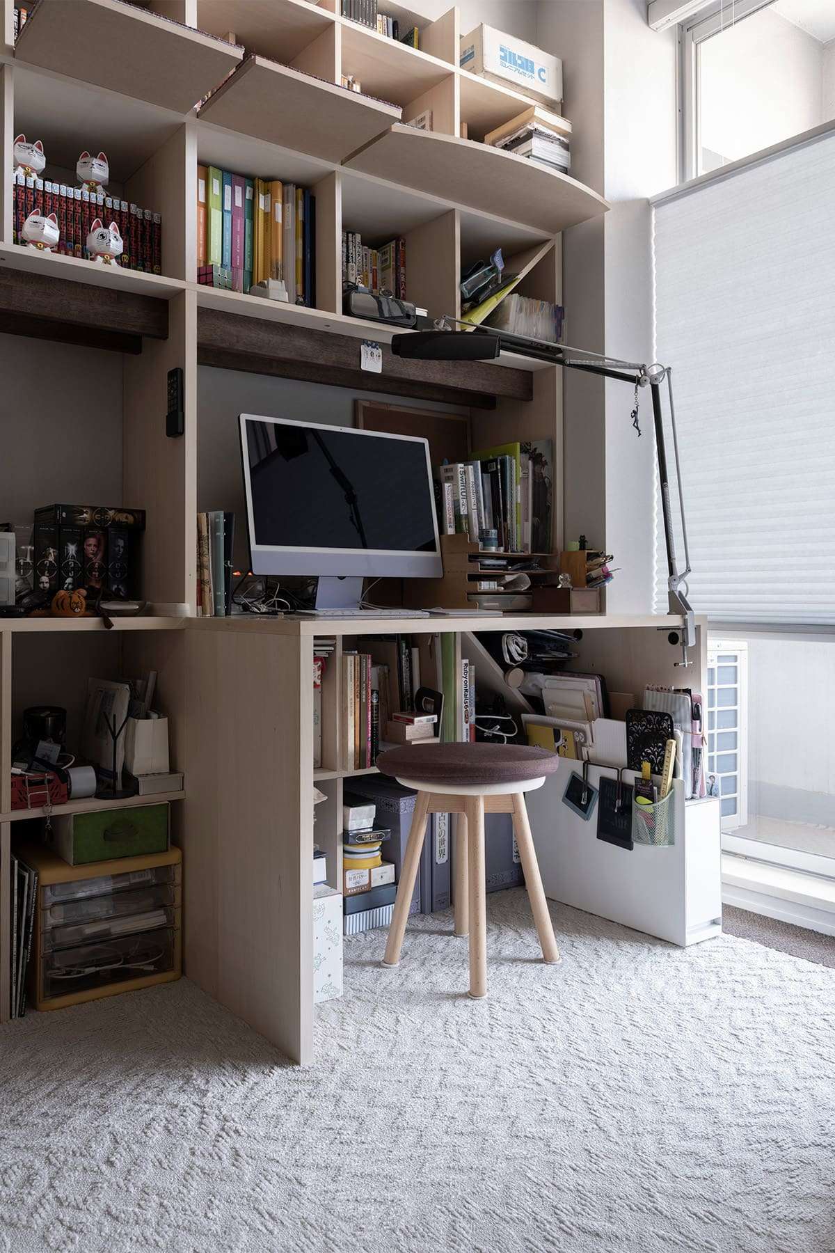 リビング収納 - Shelf 壁一面の本棚 奥行350mm / カウンター付き本棚 - マルゲリータお客様事例