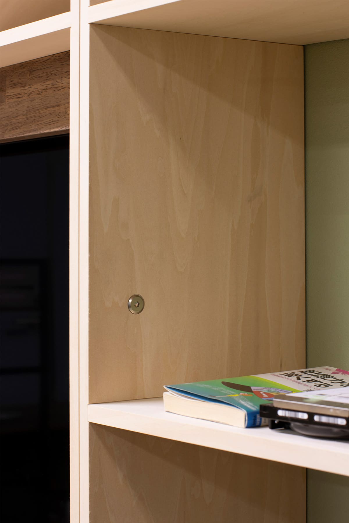 名古屋大学環境医学研究所の本棚 - Shelf 壁一面の本棚 奥行350mm - マルゲリータお客様事例