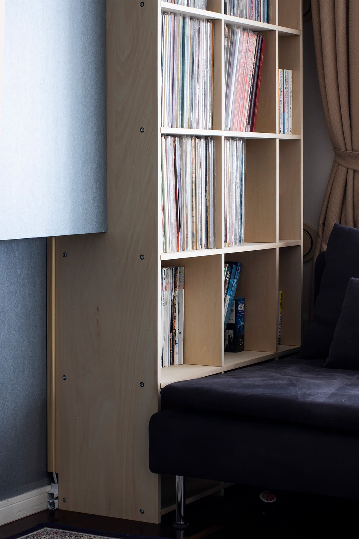 リビングのレコード棚・CD棚 - Shelf 壁一面のコミック本棚 / 壁一面の本棚 奥行350mm - マルゲリータお客様事例