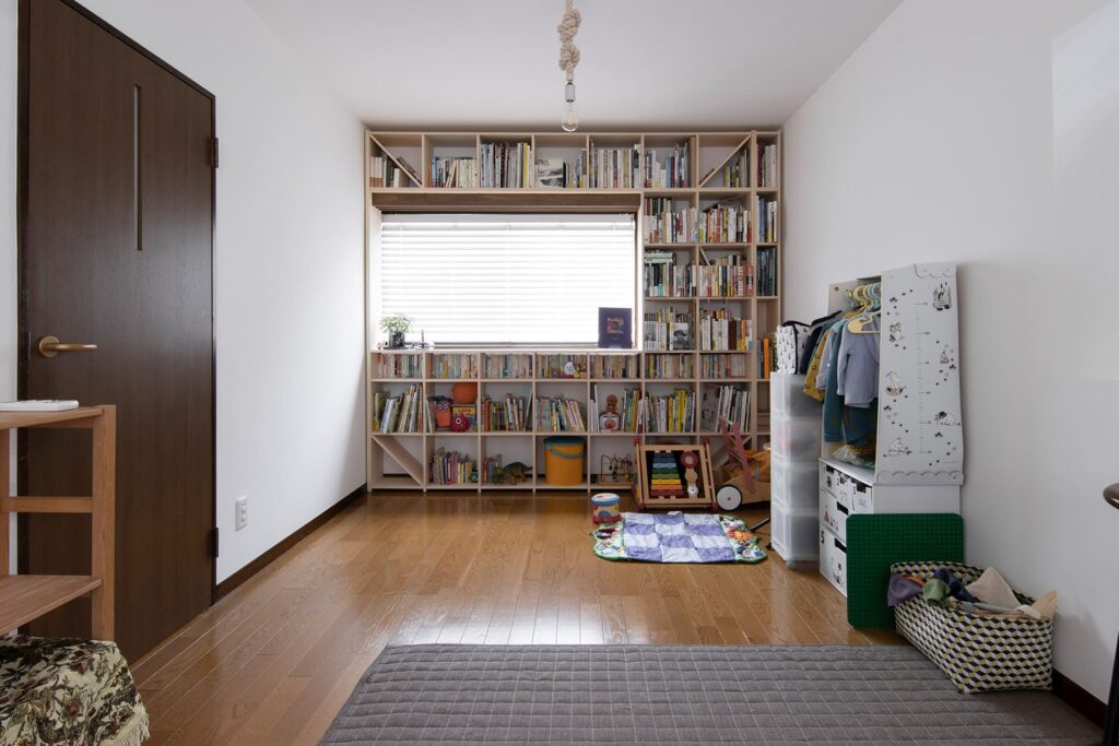 子ども部屋の収納棚の選び方　小学生・中学生が長く使えるおしゃれな家具