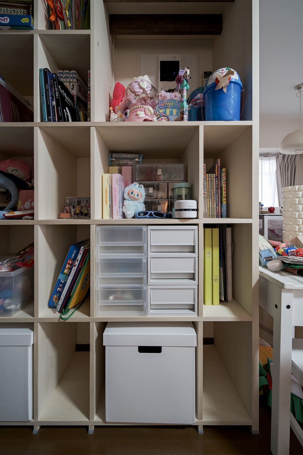 リビングの壁面収納 - Shelf 壁一面の本棚 奥行350mm - マルゲリータお客様事例