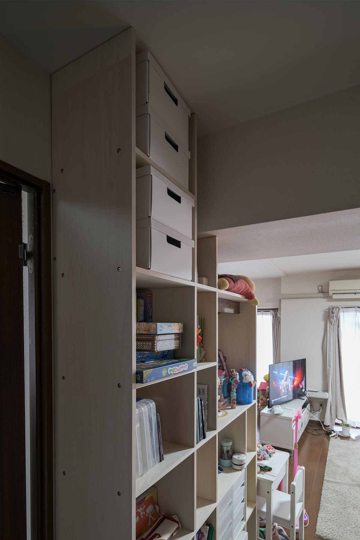 リビングの壁面収納 - Shelf 壁一面の本棚 奥行350mm - マルゲリータお客様事例