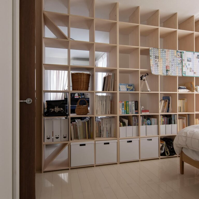【File 790】兄妹の部屋を作る - Shelf 壁一面の本棚 奥行350mm - マルゲリータお客様の声