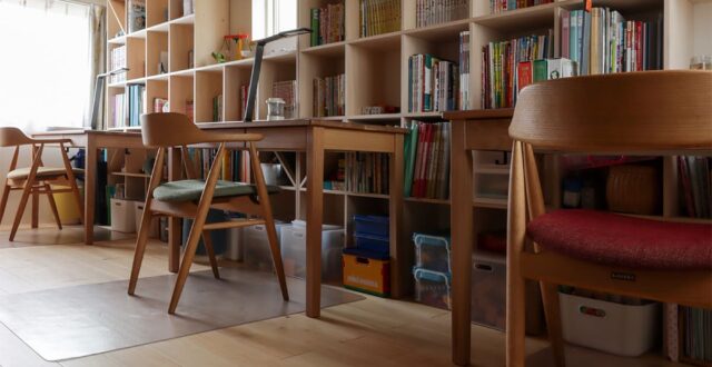 子ども部屋の本棚 - Shelf 壁一面の本棚 奥行250 - マルゲリータお客様事例
