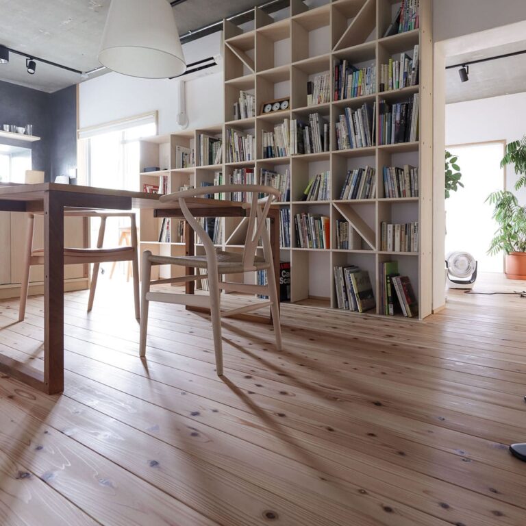 リビングの本棚 - Shelf 壁一面の本棚 奥行250mm - マルゲリータお客様事例