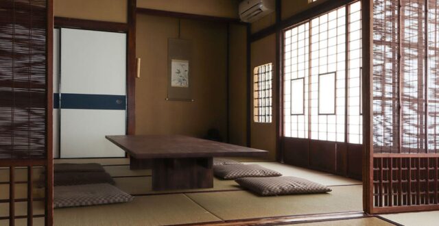 築百年になろうとしている古民家の和室に - Tavola 座卓 / 文机 - マルゲリータお客様事例