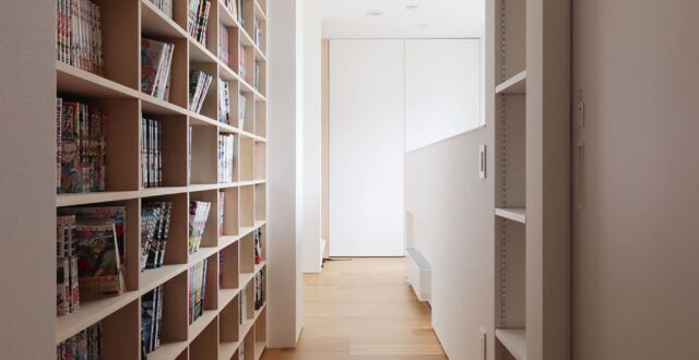 廊下あるコープのコミック本棚 - Shelf 壁一面の本棚 奥行350mm - マルゲリータお客様事例