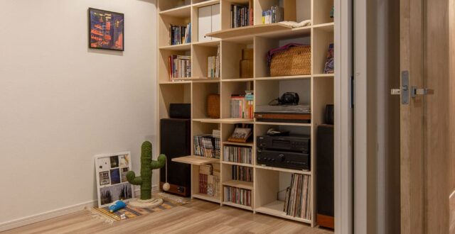 オーディオラック - Shelf 壁一面の本棚 奥行350mm - マルゲリータお客様事例