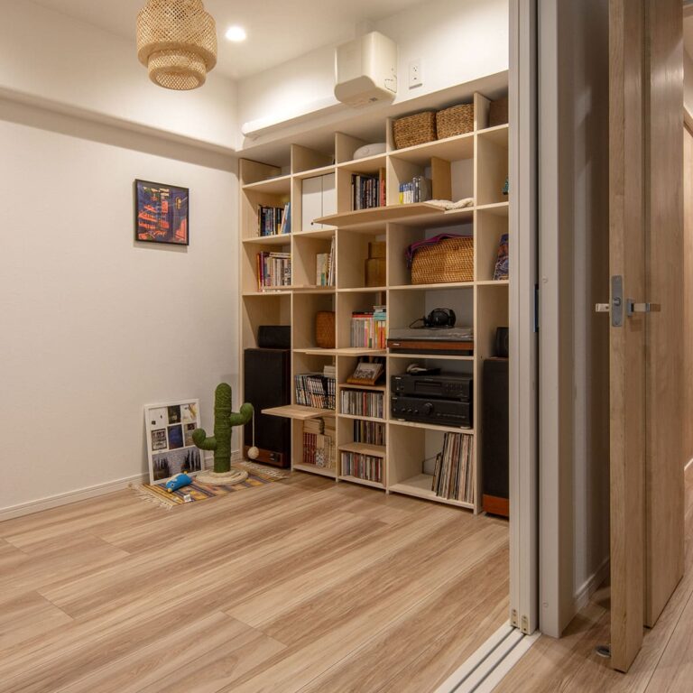 オーディオラック - Shelf 壁一面の本棚 奥行350mm - マルゲリータお客様事例