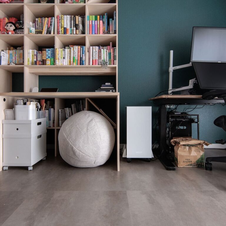 ワークスペースの本棚 - Shelf カウンター付き本棚 - マルゲリータお客様事例