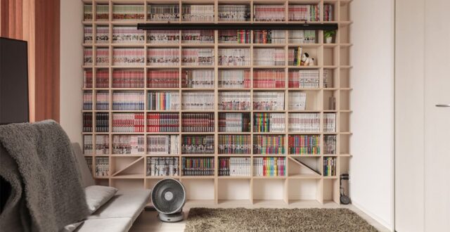 リビングと寝室のコミック本棚 - Shelf 壁一面のコミック本棚 奥行180mm - マルゲリータお客様事例